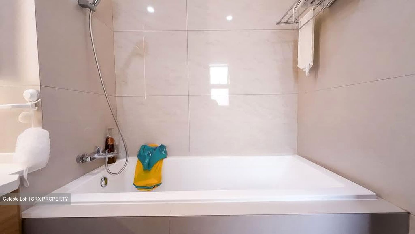 Grosvenor View (D14), Condominium #580275701
